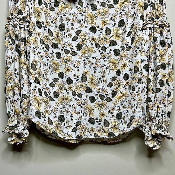 NWT Max Studio Floral Print Shirt Blouse Size XS Front Bow Ruffles - Picture 3 of 10